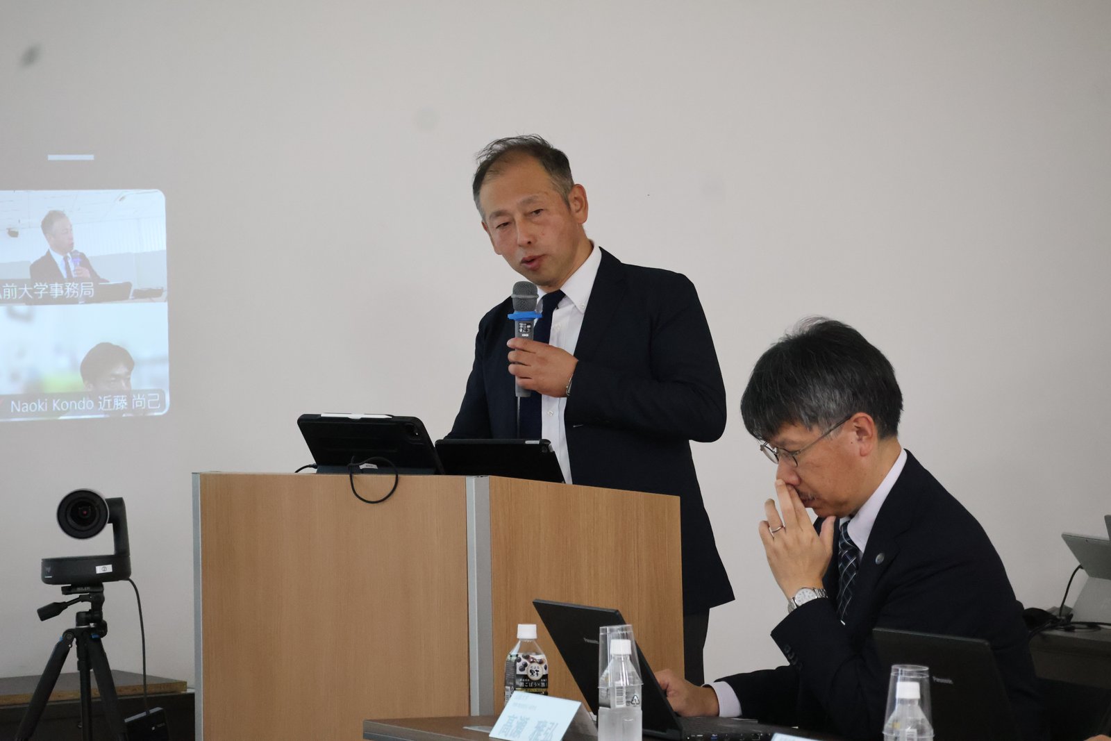 村下副学長（教授）によるJ-PEAKS事業の説明